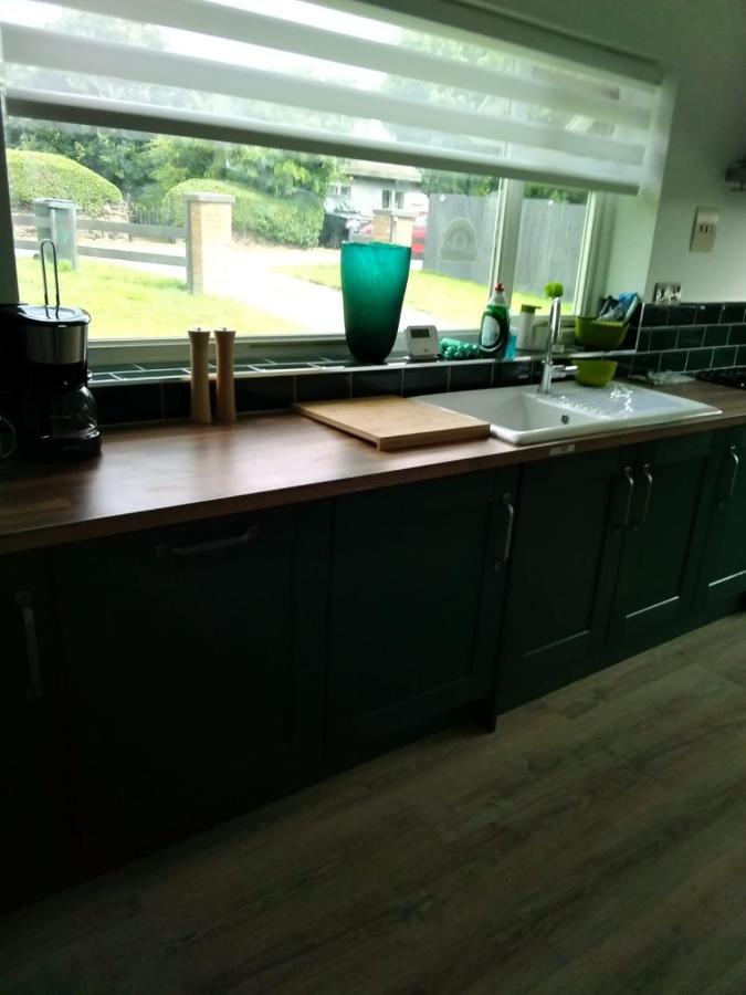 Shore Lodge. 4 Bed Bungalow Only Mtrs From The Beach. Sleeps 8 Sutton-on-Sea Zewnętrze zdjęcie